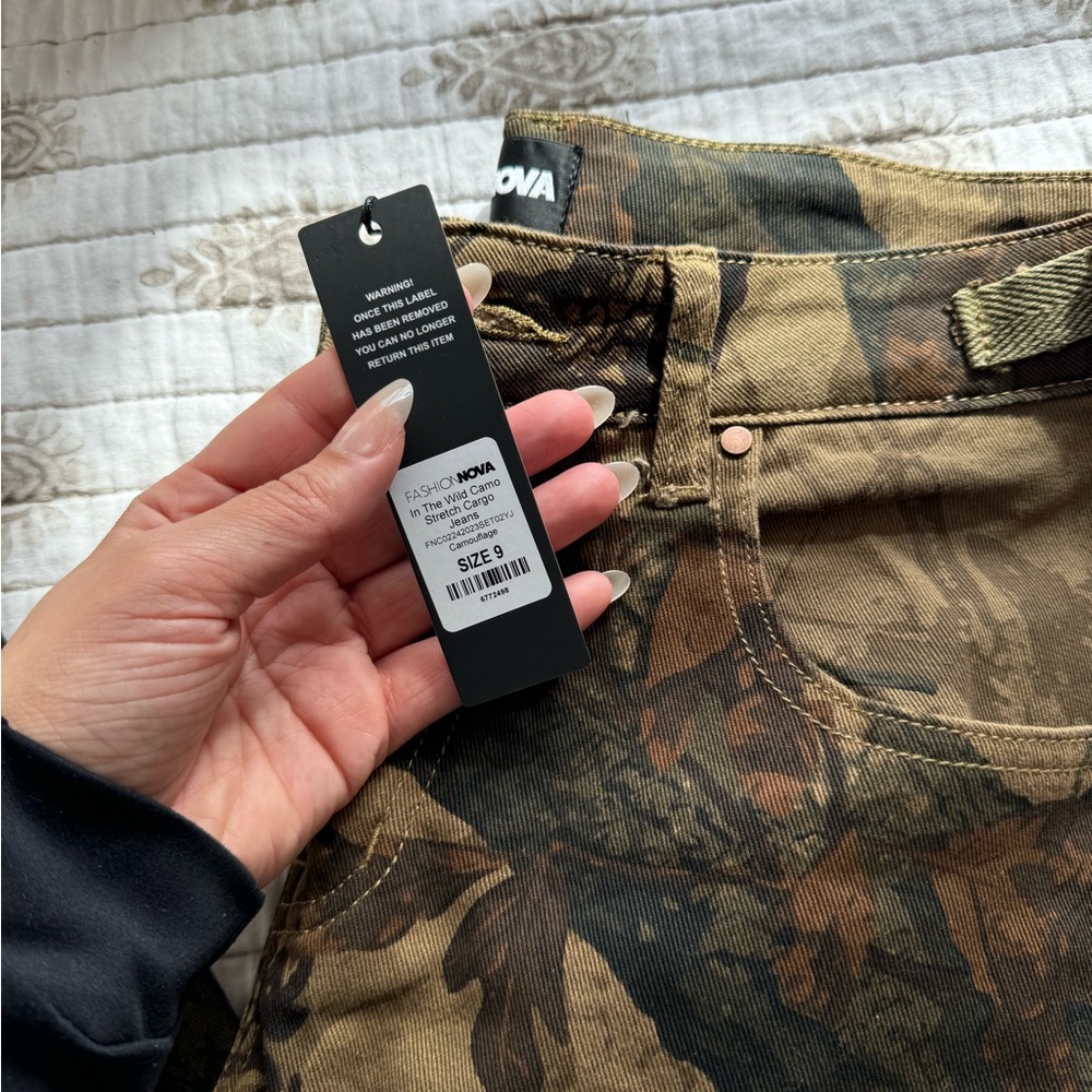 Fashion Nova Camo Jeans - Picture 2 of 4